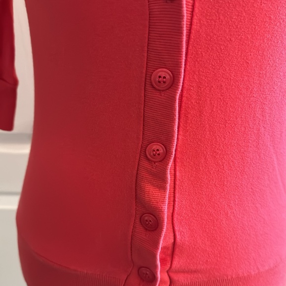 JUNIORS - V- Neck Cardigan - Size Large - Picture 3 of 11